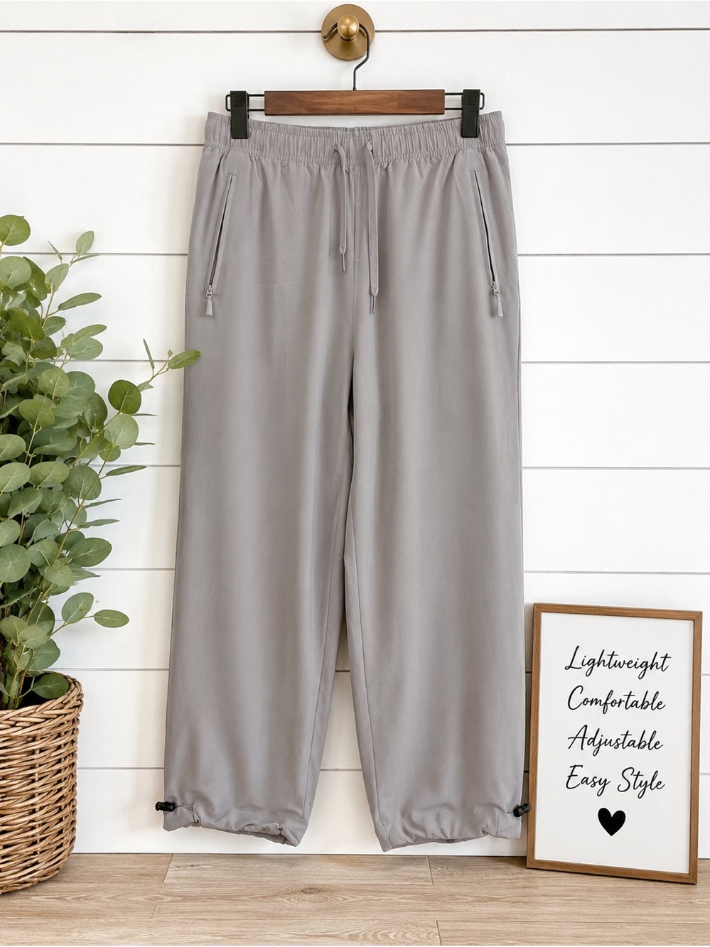 🤍 Lightweight Gray Performance Jogger Pants Size Medium | Stretch Travel Athleis